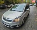 Серый Опель Зафира, объемом двигателя 1.9 л и пробегом 339 тыс. км за 5400 $, фото 1 на Automoto.ua