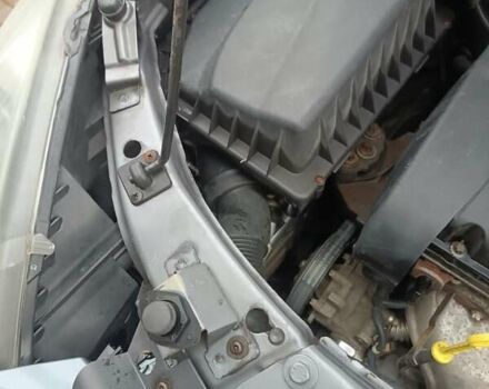 Серый Опель Зафира, объемом двигателя 1.8 л и пробегом 268 тыс. км за 5550 $, фото 22 на Automoto.ua