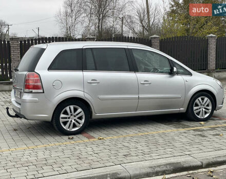 Серый Опель Зафира, объемом двигателя 1.9 л и пробегом 270 тыс. км за 5800 $, фото 5 на Automoto.ua