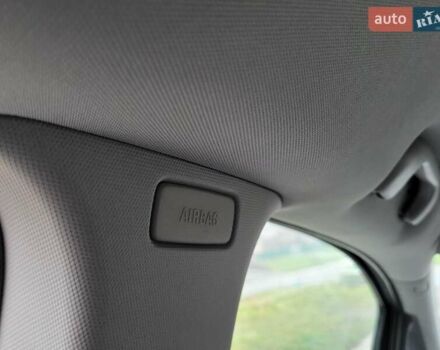 Серый Опель Зафира, объемом двигателя 1.8 л и пробегом 185 тыс. км за 6450 $, фото 45 на Automoto.ua