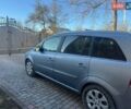 Серый Опель Зафира, объемом двигателя 1.69 л и пробегом 240 тыс. км за 5200 $, фото 1 на Automoto.ua