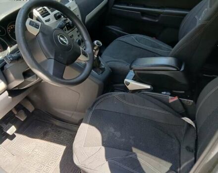 Серый Опель Зафира, объемом двигателя 1.95 л и пробегом 261 тыс. км за 6700 $, фото 82 на Automoto.ua