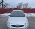 Серый Опель Зафира, объемом двигателя 1.6 л и пробегом 255 тыс. км за 5500 $, фото 2 на Automoto.ua