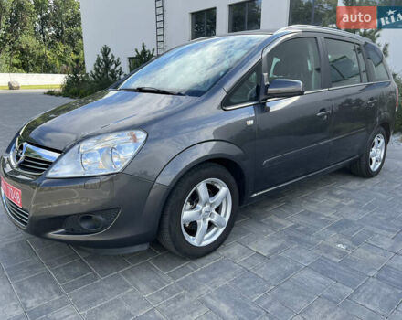 Серый Опель Зафира, объемом двигателя 1.8 л и пробегом 217 тыс. км за 5850 $, фото 5 на Automoto.ua