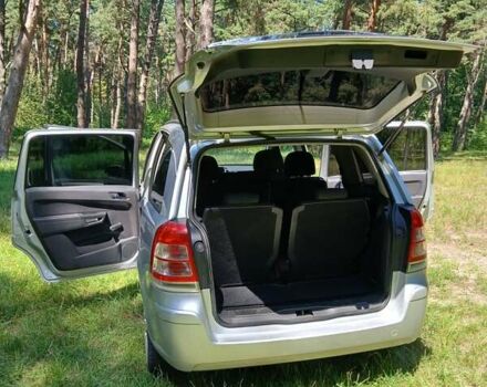 Серый Опель Зафира, объемом двигателя 1.95 л и пробегом 261 тыс. км за 6700 $, фото 27 на Automoto.ua