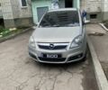 Сірий Опель Зафіра, об'ємом двигуна 1.9 л та пробігом 3 тис. км за 2242 $, фото 5 на Automoto.ua