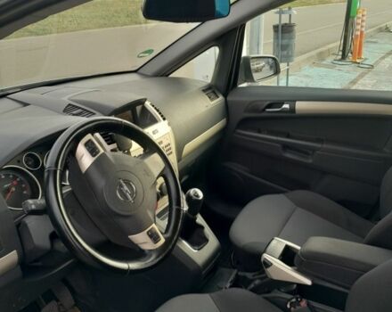 Сірий Опель Зафіра, об'ємом двигуна 1.6 л та пробігом 234 тис. км за 6200 $, фото 2 на Automoto.ua