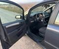 Серый Опель Зафира, объемом двигателя 1.9 л и пробегом 281 тыс. км за 2800 $, фото 7 на Automoto.ua