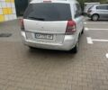 Серый Опель Зафира, объемом двигателя 1.7 л и пробегом 281 тыс. км за 3582 $, фото 4 на Automoto.ua