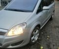 Серый Опель Зафира, объемом двигателя 1.9 л и пробегом 305 тыс. км за 7700 $, фото 2 на Automoto.ua