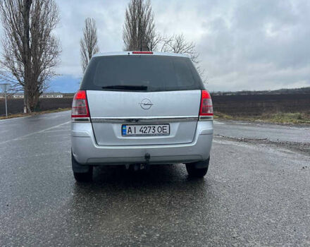 Серый Опель Зафира, объемом двигателя 1.69 л и пробегом 300 тыс. км за 6000 $, фото 3 на Automoto.ua