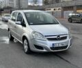Серый Опель Зафира, объемом двигателя 1.9 л и пробегом 282 тыс. км за 2750 $, фото 3 на Automoto.ua
