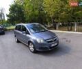Серый Опель Зафира, объемом двигателя 1.8 л и пробегом 270 тыс. км за 5000 $, фото 1 на Automoto.ua