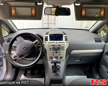 Серый Опель Зафира, объемом двигателя 1.7 л и пробегом 235 тыс. км за 5500 $, фото 13 на Automoto.ua