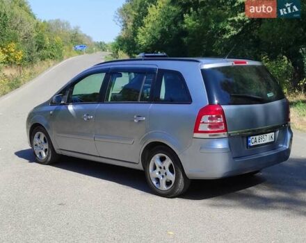 Сірий Опель Зафіра, об'ємом двигуна 1.91 л та пробігом 341 тис. км за 7200 $, фото 9 на Automoto.ua