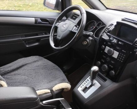 Серый Опель Зафира, объемом двигателя 1.9 л и пробегом 336 тыс. км за 6300 $, фото 4 на Automoto.ua