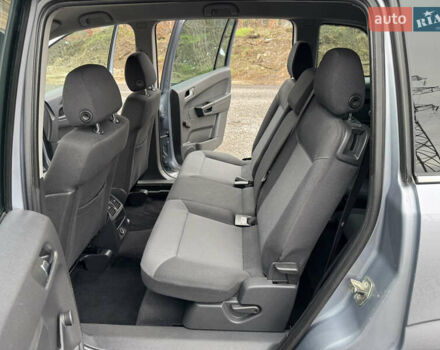 Серый Опель Зафира, объемом двигателя 1.91 л и пробегом 176 тыс. км за 6500 $, фото 35 на Automoto.ua