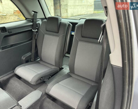 Серый Опель Зафира, объемом двигателя 1.91 л и пробегом 176 тыс. км за 6500 $, фото 42 на Automoto.ua