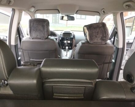 Серый Опель Зафира, объемом двигателя 1.9 л и пробегом 336 тыс. км за 6300 $, фото 6 на Automoto.ua