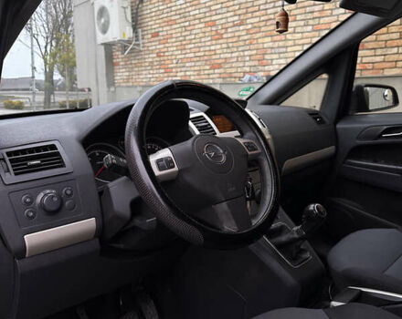 Серый Опель Зафира, объемом двигателя 1.69 л и пробегом 280 тыс. км за 4200 $, фото 34 на Automoto.ua