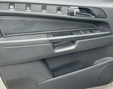 Серый Опель Зафира, объемом двигателя 1.9 л и пробегом 251 тыс. км за 7000 $, фото 5 на Automoto.ua