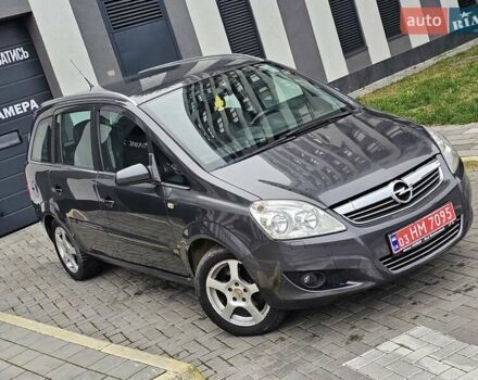 Серый Опель Зафира, объемом двигателя 1.8 л и пробегом 187 тыс. км за 6690 $, фото 4 на Automoto.ua
