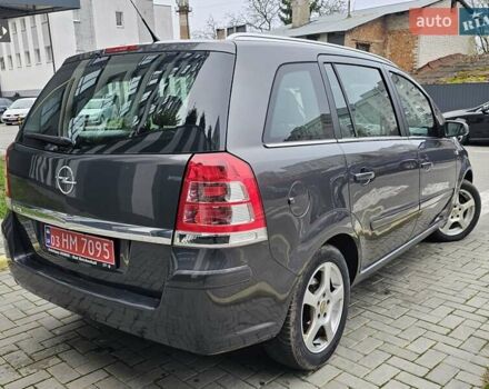 Серый Опель Зафира, объемом двигателя 1.8 л и пробегом 187 тыс. км за 6690 $, фото 8 на Automoto.ua