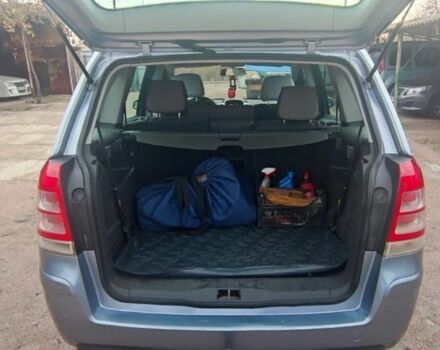 Серый Опель Зафира, объемом двигателя 1.7 л и пробегом 225 тыс. км за 7000 $, фото 4 на Automoto.ua