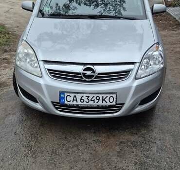Сірий Опель Зафіра, об'ємом двигуна 1.6 л та пробігом 250 тис. км за 6500 $, фото 12 на Automoto.ua