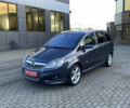 Серый Опель Зафира, объемом двигателя 1.8 л и пробегом 234 тыс. км за 5999 $, фото 1 на Automoto.ua