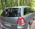 Серый Опель Зафира, объемом двигателя 1.7 л и пробегом 207 тыс. км за 6000 $, фото 1 на Automoto.ua