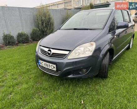 Серый Опель Зафира, объемом двигателя 1.6 л и пробегом 298 тыс. км за 5300 $, фото 1 на Automoto.ua