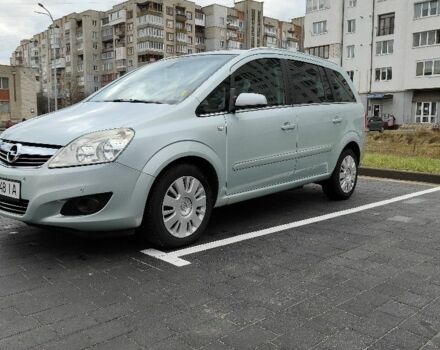 Опель Зафира 2009 в Львове на Automoto.ua Серый Опель Зафира, объемом двигателя 1.6 л и пробегом 252 тыс. км за 6500 $, фото 2 на Automoto.ua