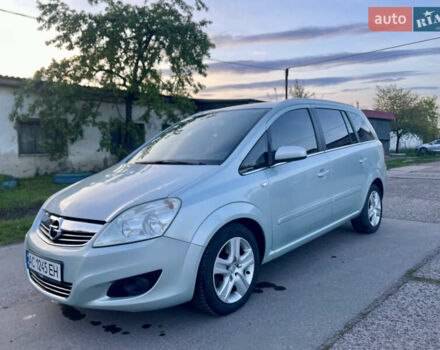 Серый Опель Зафира, объемом двигателя 1.7 л и пробегом 290 тыс. км за 7000 $, фото 12 на Automoto.ua