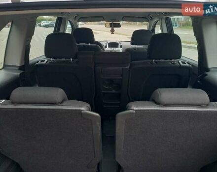 Серый Опель Зафира, объемом двигателя 1.6 л и пробегом 229 тыс. км за 6800 $, фото 30 на Automoto.ua