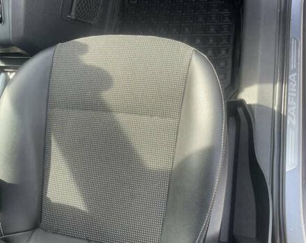 Сірий Опель Зафіра, об'ємом двигуна 1.7 л та пробігом 293 тис. км за 6900 $, фото 9 на Automoto.ua