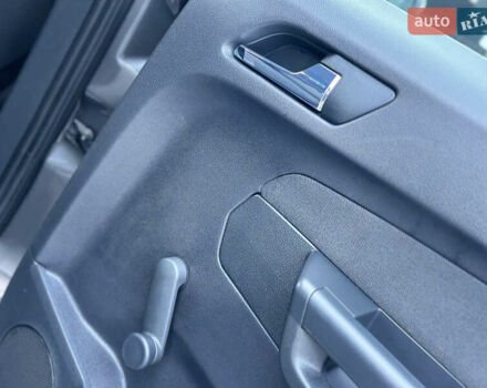 Серый Опель Зафира, объемом двигателя 1.6 л и пробегом 181 тыс. км за 6500 $, фото 66 на Automoto.ua