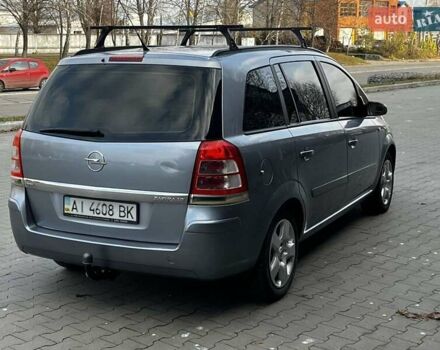 Серый Опель Зафира, объемом двигателя 1.8 л и пробегом 154 тыс. км за 5900 $, фото 3 на Automoto.ua