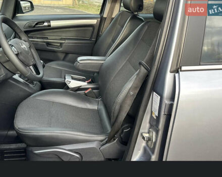 Сірий Опель Зафіра, об'ємом двигуна 1.7 л та пробігом 293 тис. км за 6900 $, фото 14 на Automoto.ua