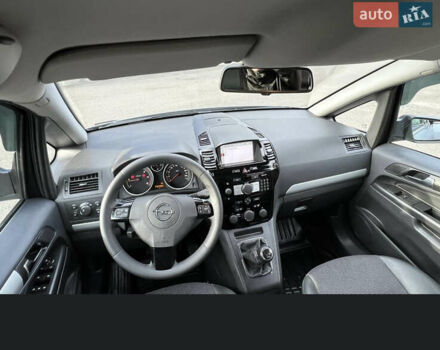 Сірий Опель Зафіра, об'ємом двигуна 1.7 л та пробігом 293 тис. км за 6900 $, фото 15 на Automoto.ua