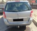 Серый Опель Зафира, объемом двигателя 2.2 л и пробегом 370 тыс. км за 5500 $, фото 1 на Automoto.ua