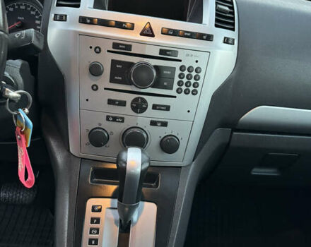 Серый Опель Зафира, объемом двигателя 1.9 л и пробегом 254 тыс. км за 7700 $, фото 22 на Automoto.ua