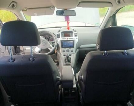 Серый Опель Зафира, объемом двигателя 1.9 л и пробегом 256 тыс. км за 7800 $, фото 9 на Automoto.ua