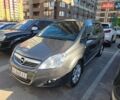 Серый Опель Зафира, объемом двигателя 1.8 л и пробегом 264 тыс. км за 5100 $, фото 1 на Automoto.ua