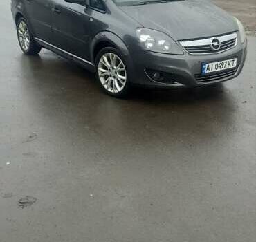 Серый Опель Зафира, объемом двигателя 1.6 л и пробегом 280 тыс. км за 6500 $, фото 4 на Automoto.ua