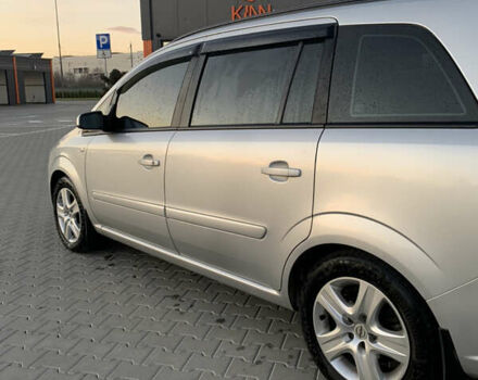 Серый Опель Зафира, объемом двигателя 1.8 л и пробегом 215 тыс. км за 6200 $, фото 6 на Automoto.ua