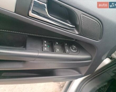 Серый Опель Зафира, объемом двигателя 1.8 л и пробегом 194 тыс. км за 7300 $, фото 2 на Automoto.ua