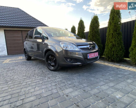Серый Опель Зафира, объемом двигателя 1.8 л и пробегом 250 тыс. км за 6800 $, фото 12 на Automoto.ua