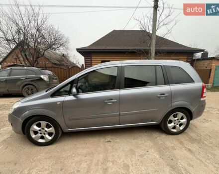 Серый Опель Зафира, объемом двигателя 1.8 л и пробегом 197 тыс. км за 7200 $, фото 21 на Automoto.ua
