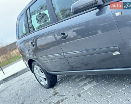 Серый Опель Зафира, объемом двигателя 1.6 л и пробегом 181 тыс. км за 6500 $, фото 126 на Automoto.ua